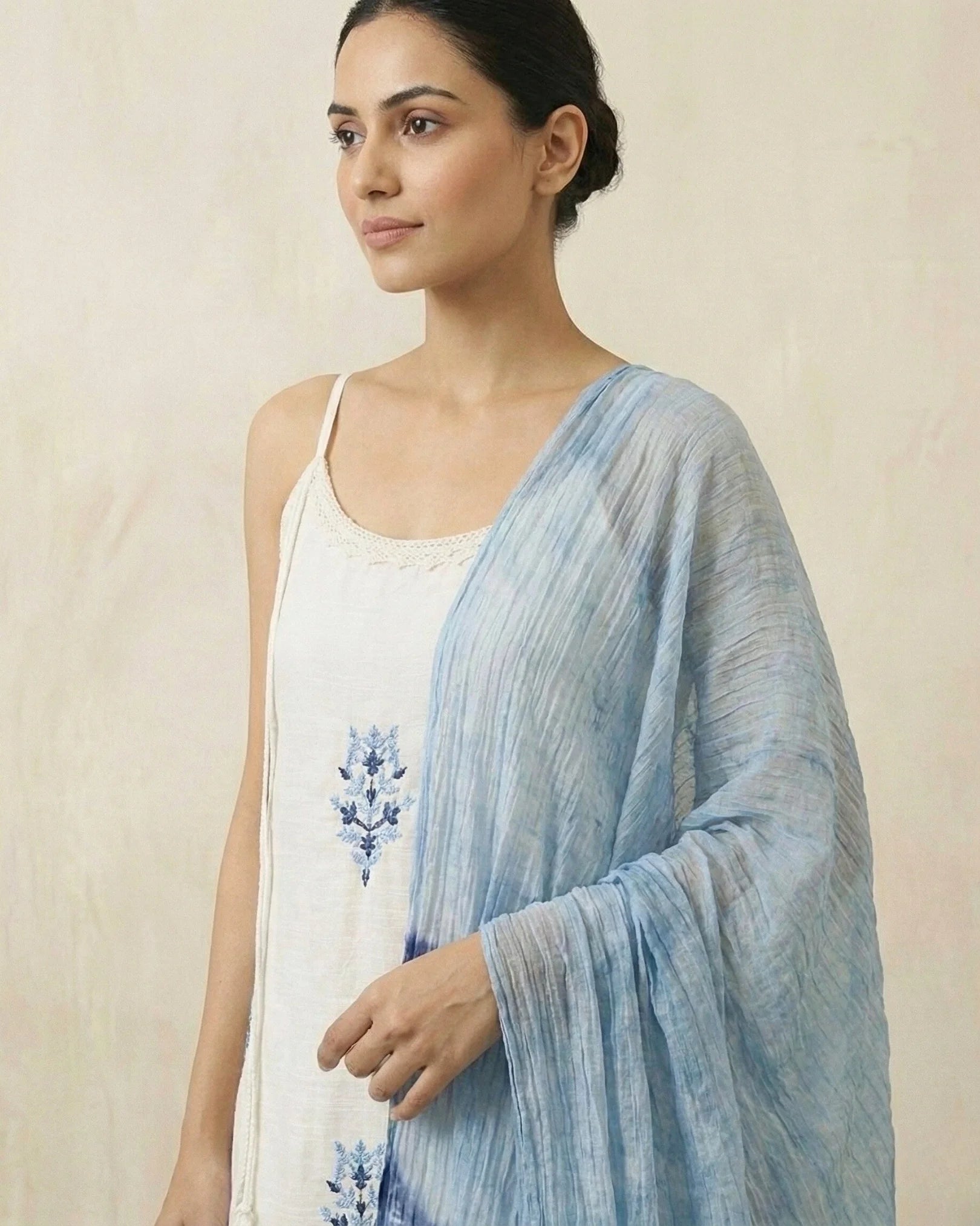 White Cotton-Slub Thread-Embroidery Kurti-Top , Pants & Dupatta Set.