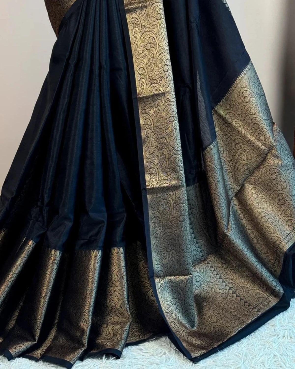 Black Silken Cotton Zari Banarasi Saree - view 4