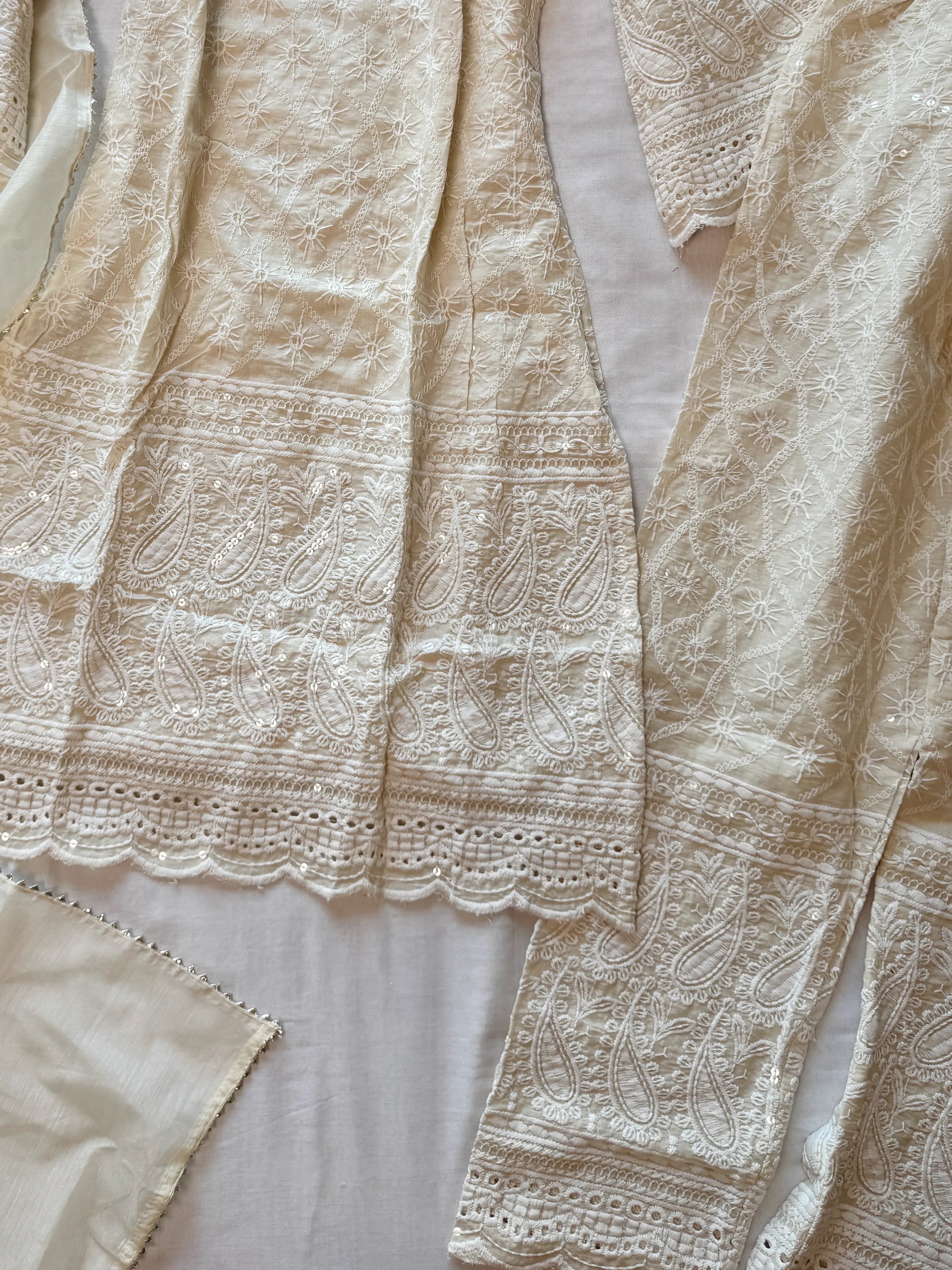Off-White Chikan-Embroidered-Set with Pencil-Cut-Pants-Kurti-Set