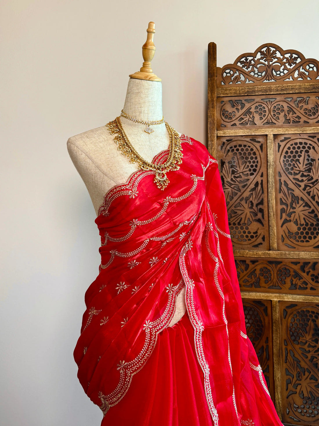 Chilli Red Silken Tissue Crown North Saree - view 3