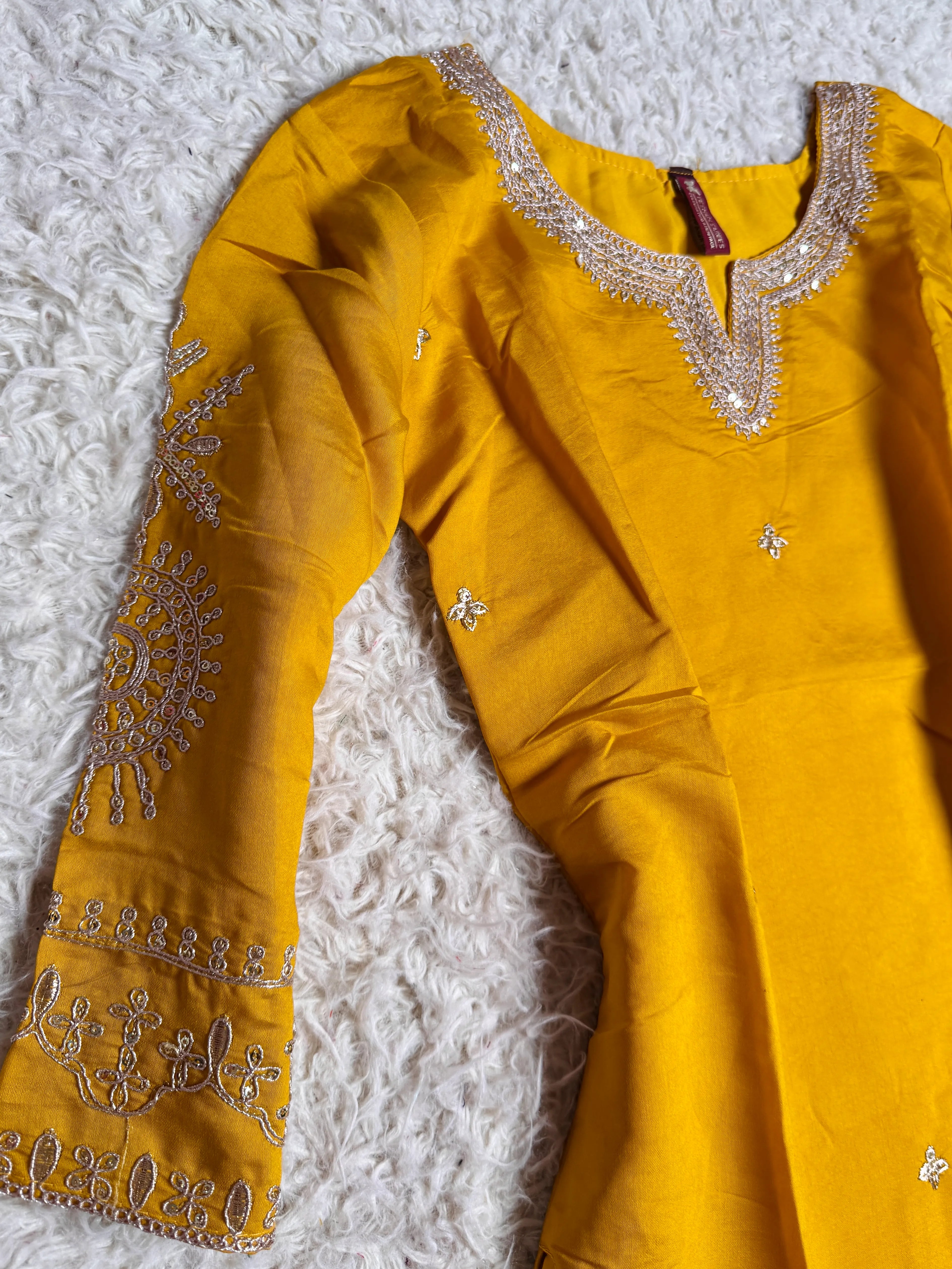 Yellow Crepe-Silk Zari-Embroidery Kurti-Pants-Banarasi-Dupatta-Set