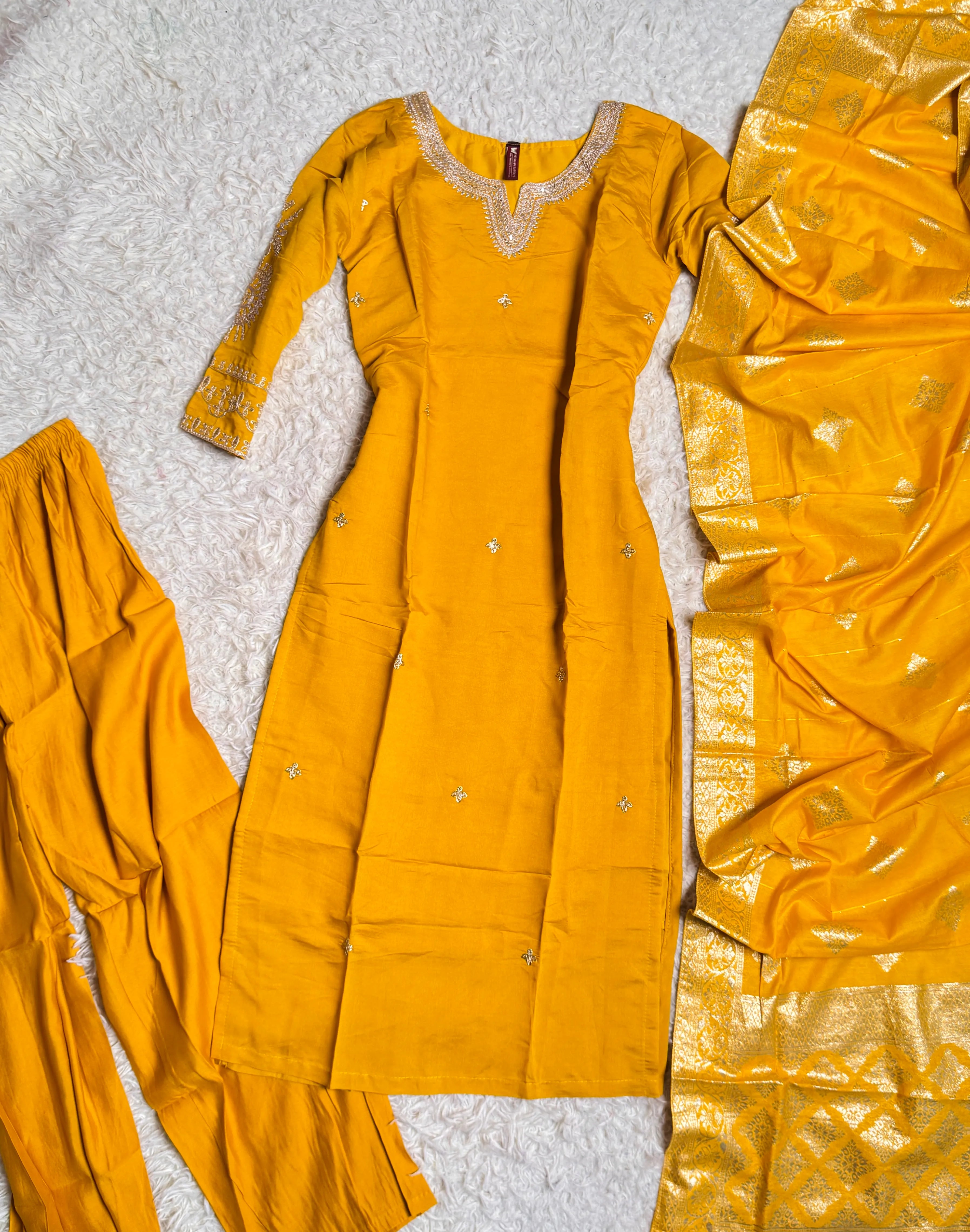 Yellow Crepe-Silk Zari-Embroidery Kurti-Pants-Banarasi-Dupatta-Set